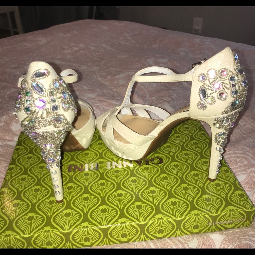 Gianni Bini Heels Sz8 -white Geneva